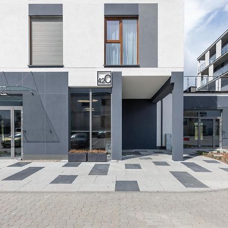 Warta Residence Apartments By Noclegi Renters Poznań Zewnętrze zdjęcie