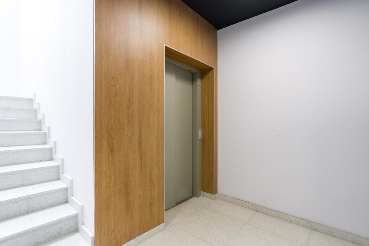 Warta Residence Apartments By Noclegi Renters Poznań Zewnętrze zdjęcie